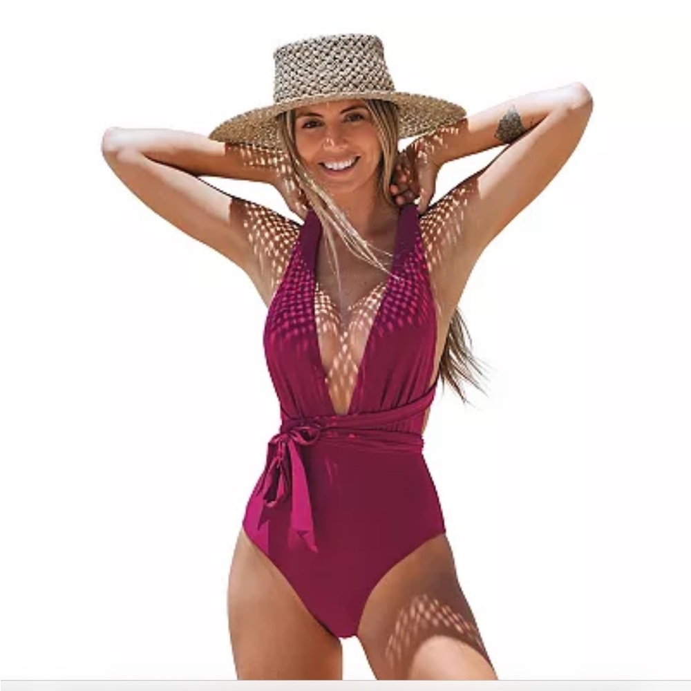 Women's CUPSHE Deep V-Neck Ruched One-Piece Swimsuit